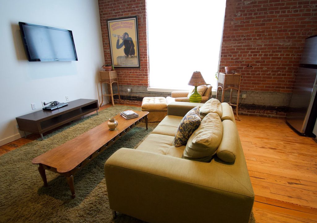 Photo of Livingroom in Downtown