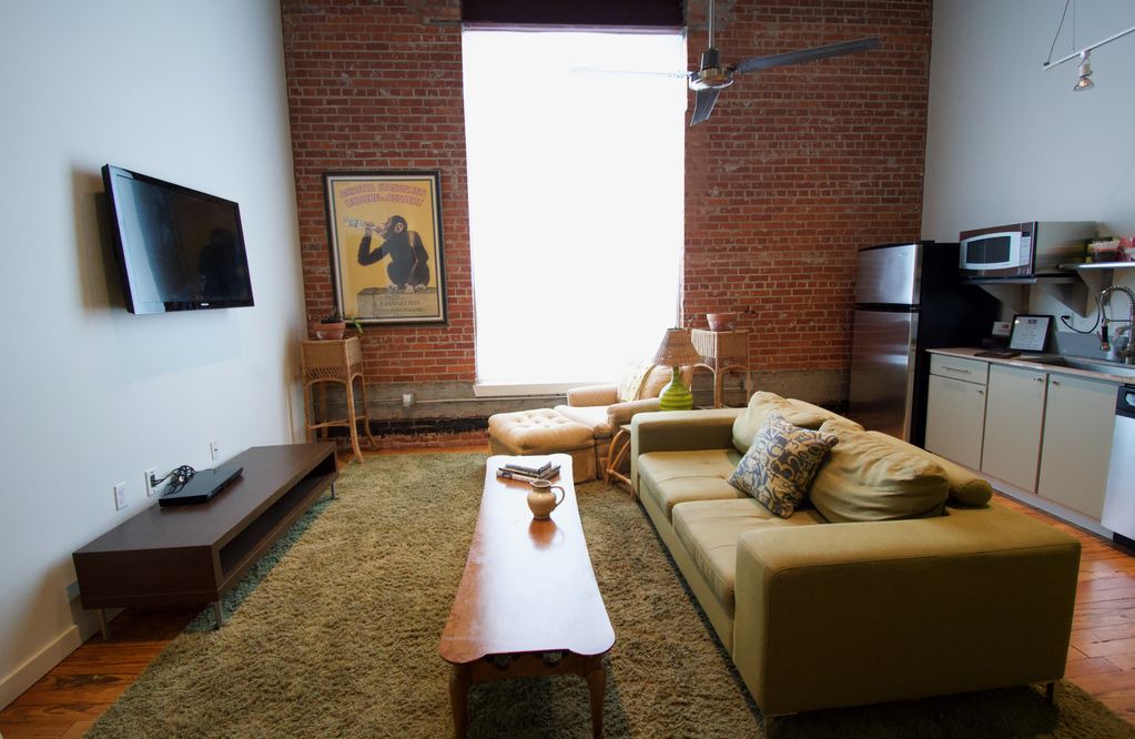 Photo of Livingroom in Downtown