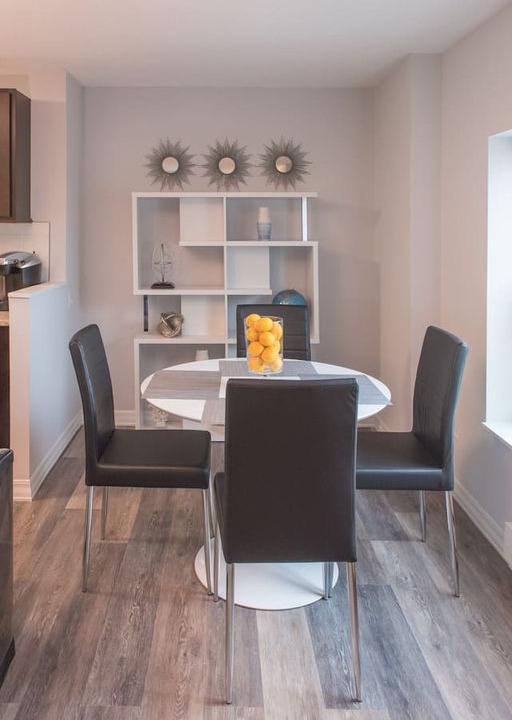 Photo of Livingroom in Rush and Division