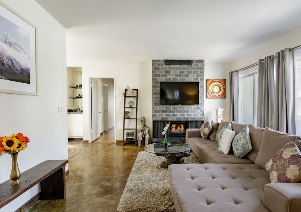 Photo of Livingroom in Marina Peninsula