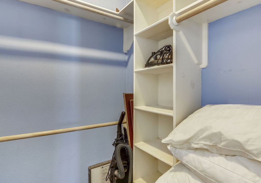 Photo of Bedroom in Sands Of Kahala Beach
