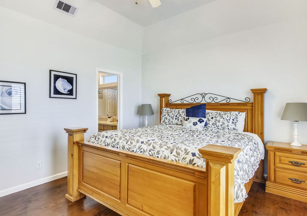 Photo of Bedroom in Sands Of Kahala Beach