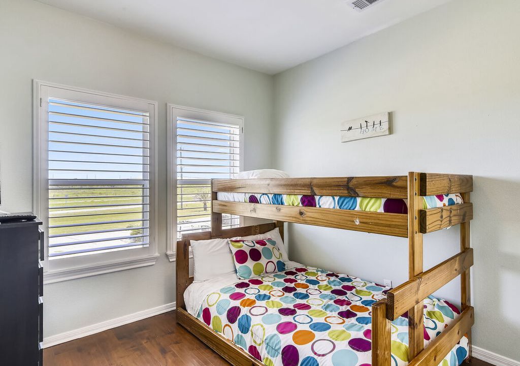 Photo of Bedroom in Sands Of Kahala Beach