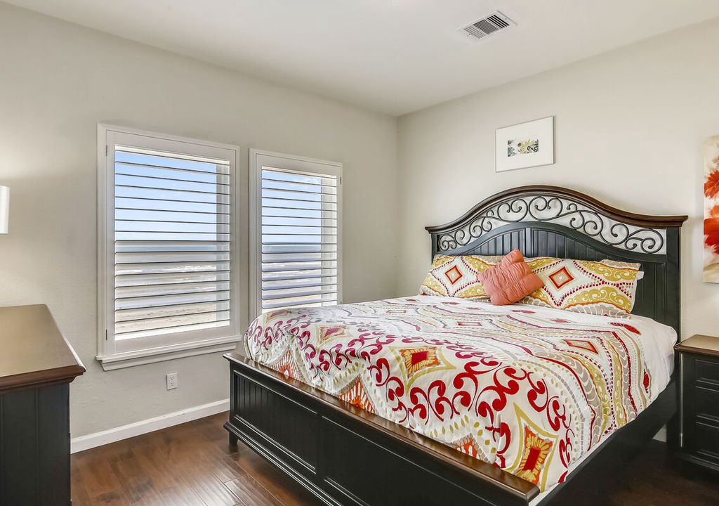 Photo of Bedroom in Sands Of Kahala Beach
