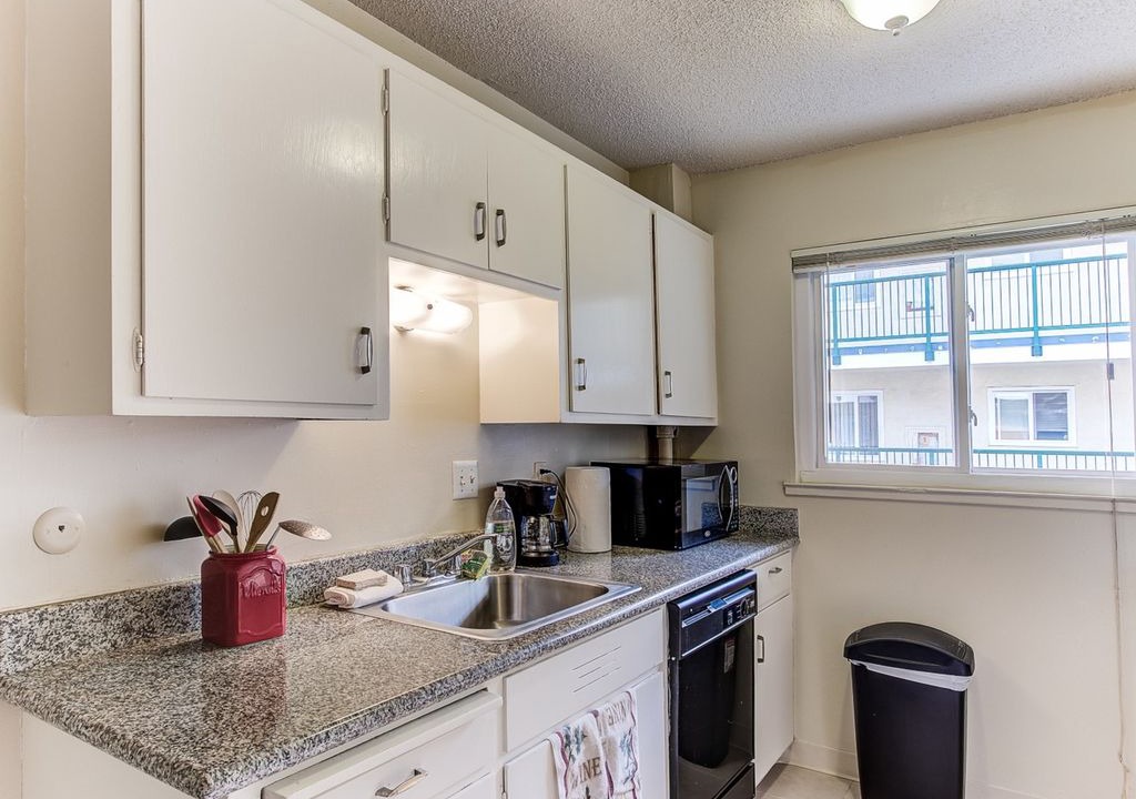Photo of Kitchen in Downtown Berkeley