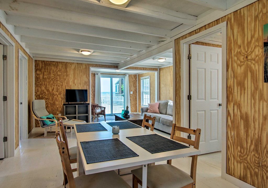 Photo of Livingroom in Old Lyme