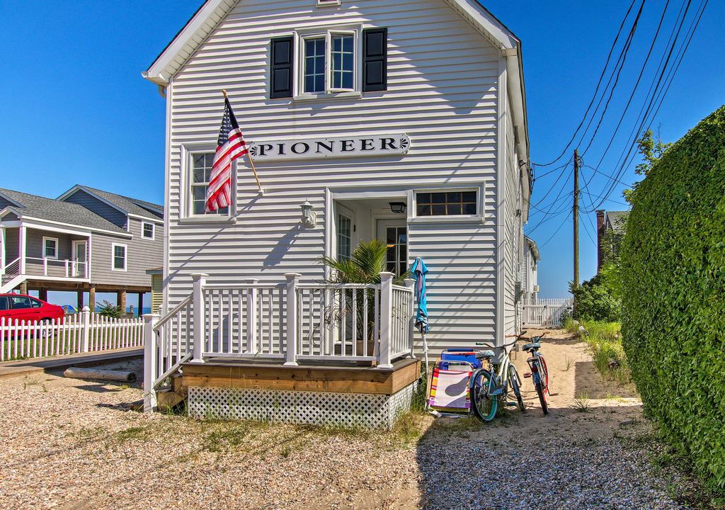 Photo of Buildings in Old Lyme