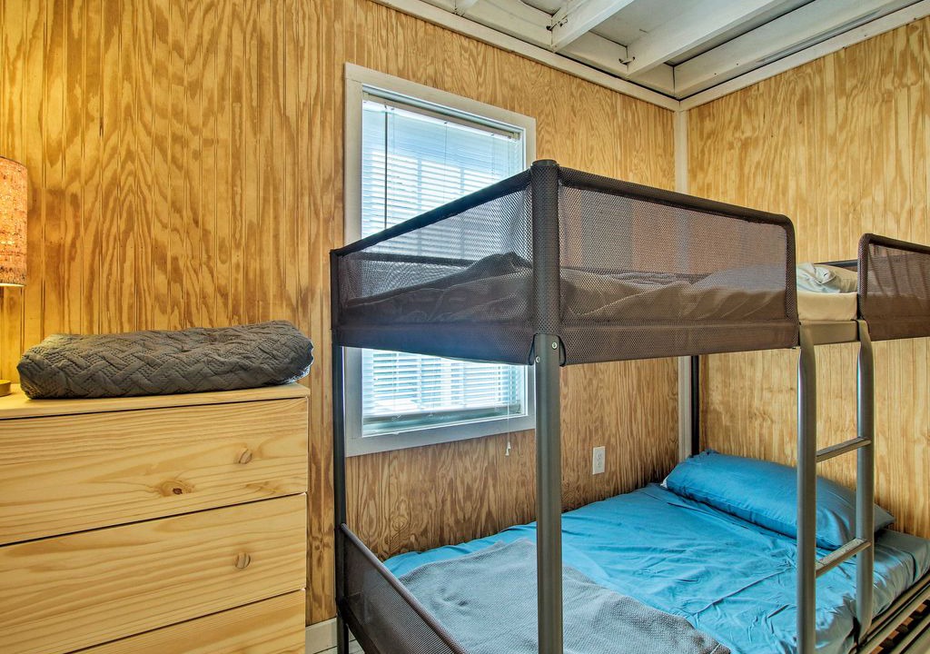 Photo of Bedroom in Old Lyme