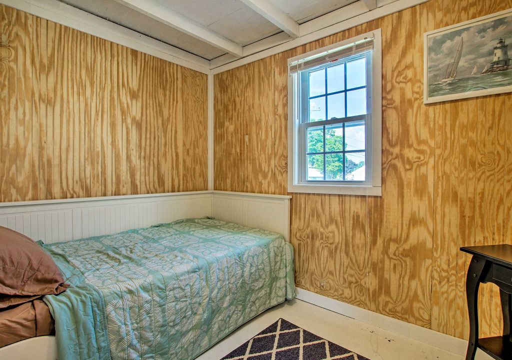 Photo of Bedroom in Old Lyme