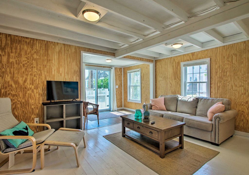 Photo of Livingroom in Old Lyme