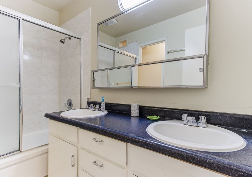 Photo of Bathroom in Downtown Berkeley