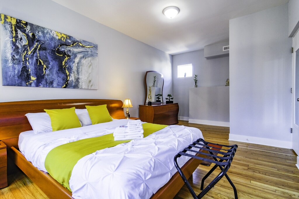 Photo of Bedroom in Irving Park
