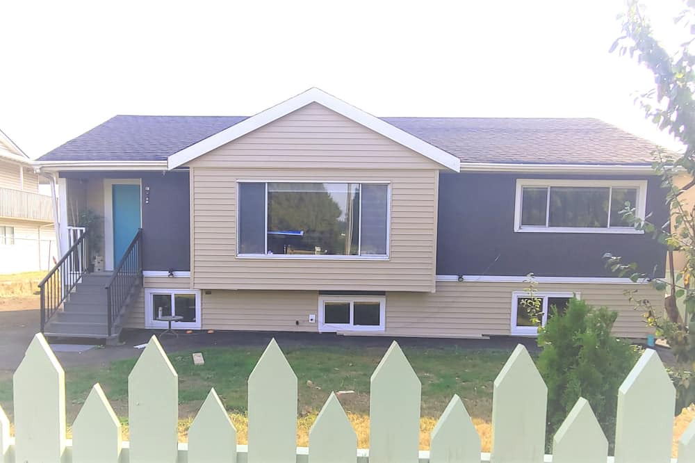 Photo of Outdoor in Newton