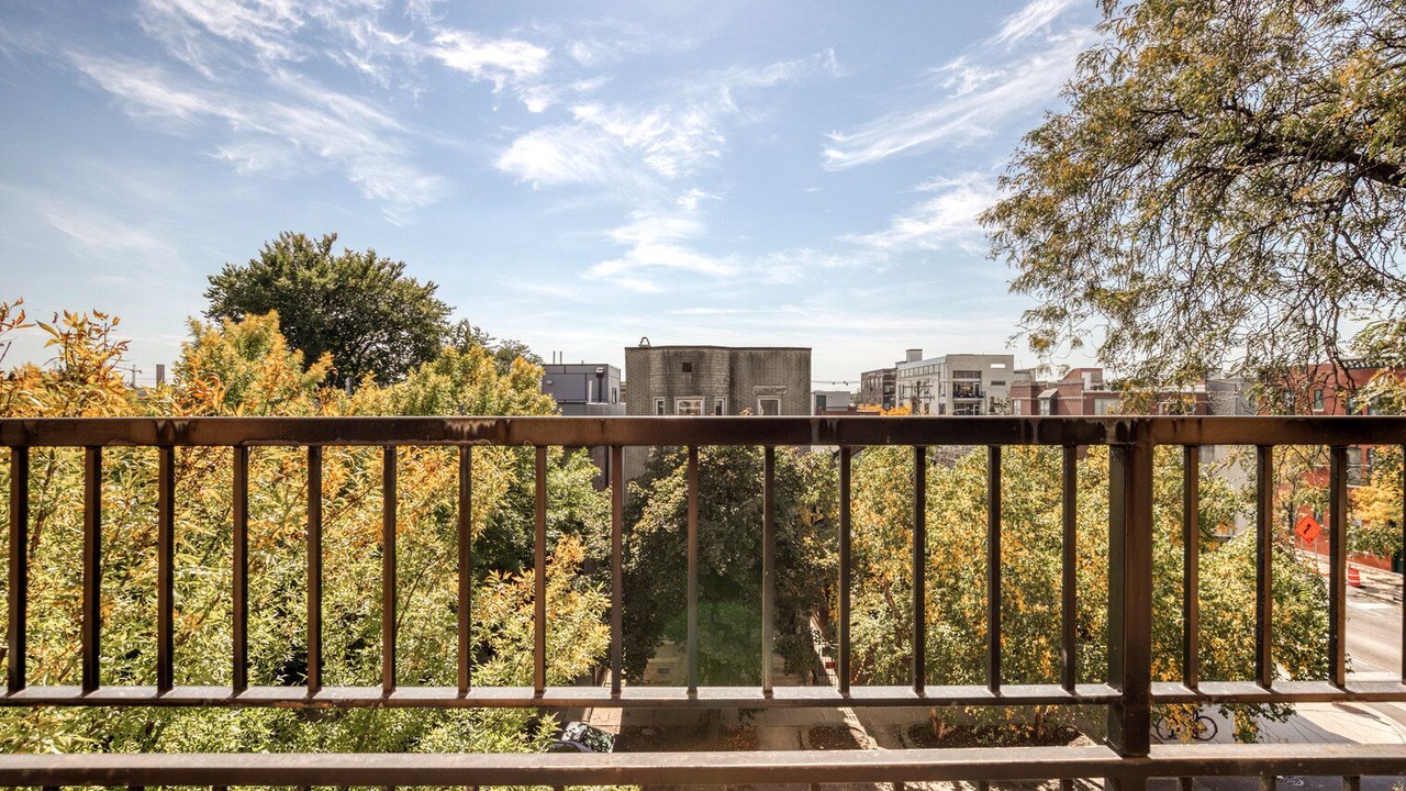 Photo of Outdoor in West Town