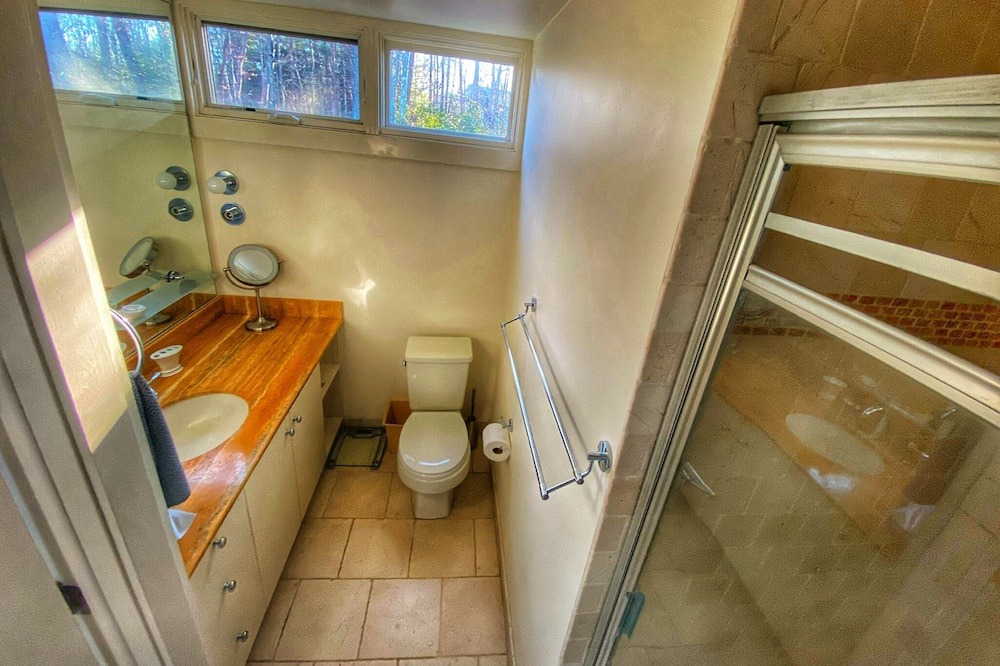 Photo of Bathroom in Lyme