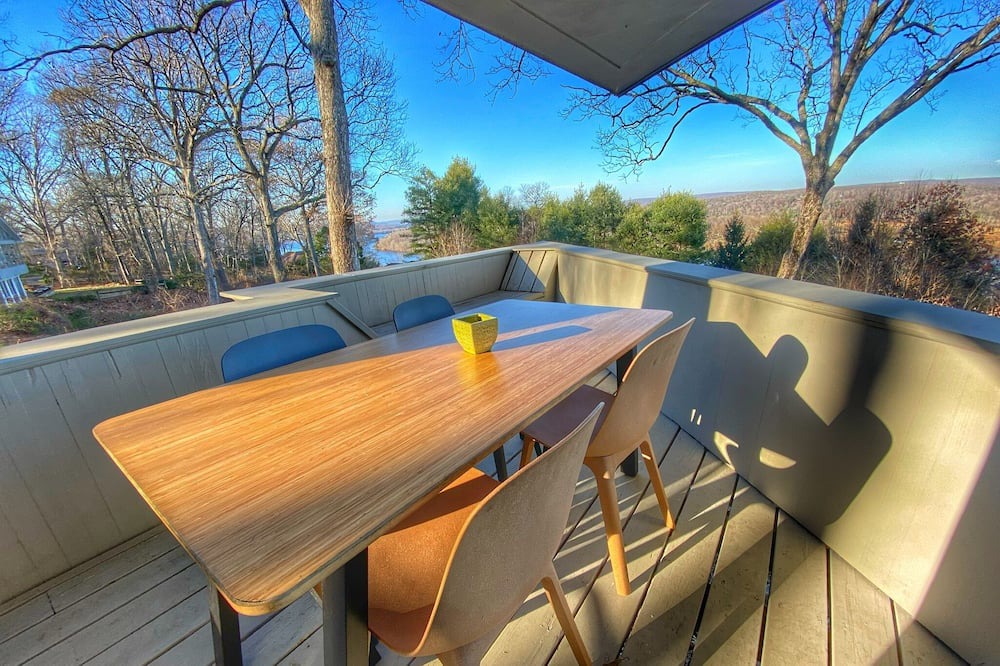 Photo of Patio Balcony in Lyme