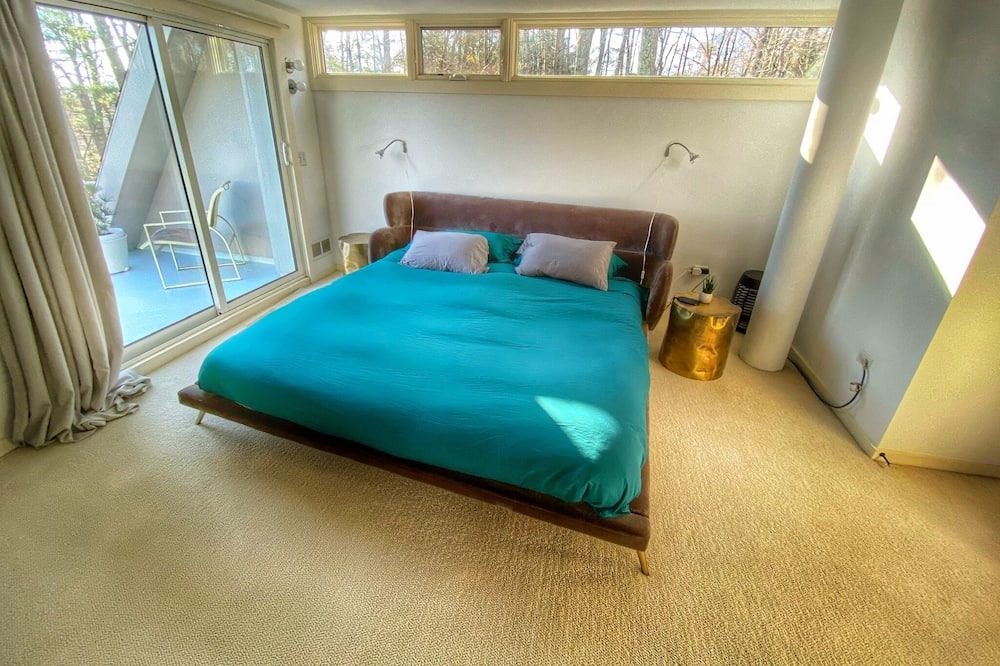 Photo of Bedroom in Lyme