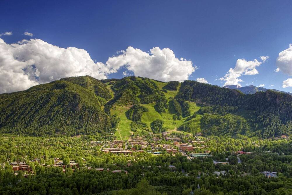 Photo of Others in Aspen