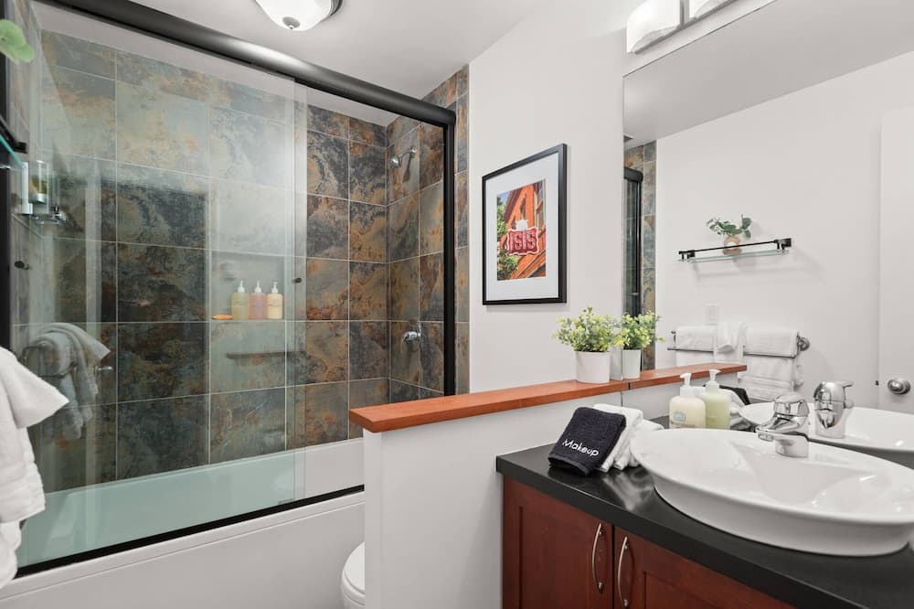 Photo of Bathroom in Aspen