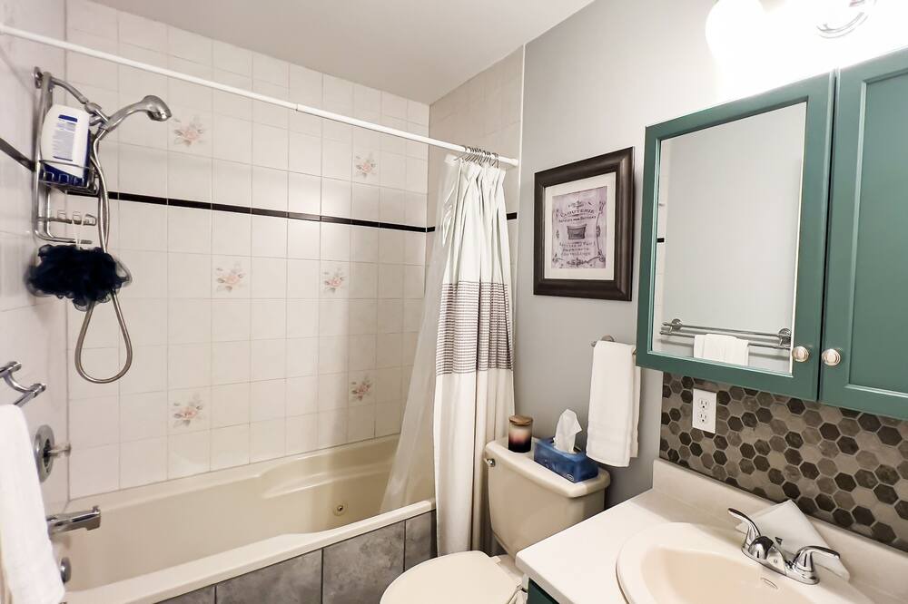 Photo of Bathroom in Bayside