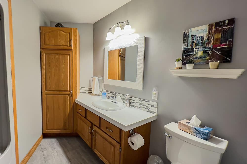 Photo of Bathroom in Bayside
