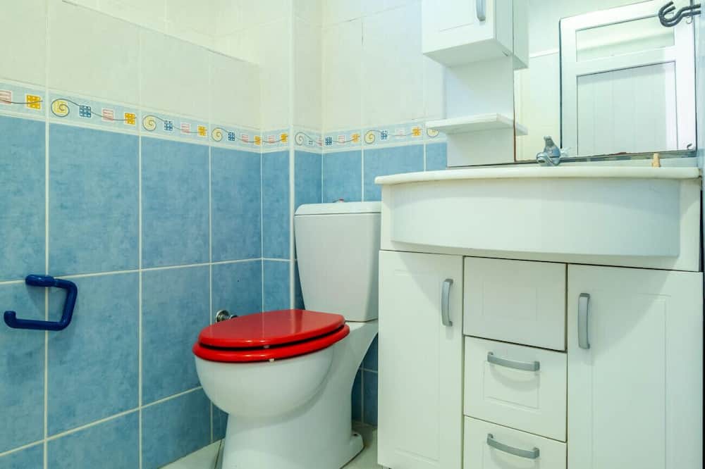 Photo of Bathroom in Adalar