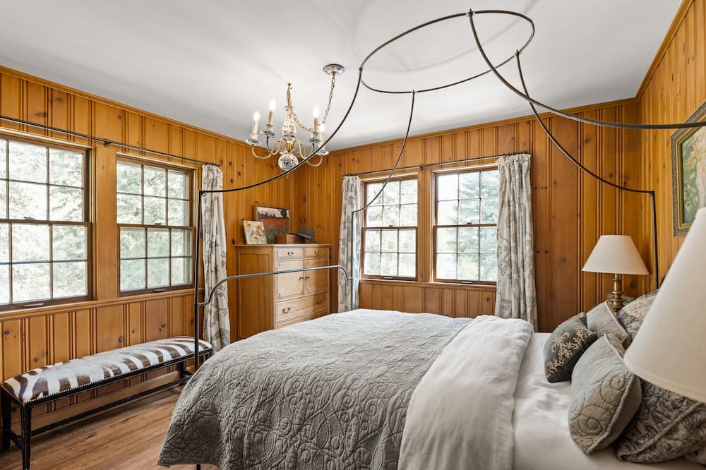 Photo of Bedroom in Snowmass