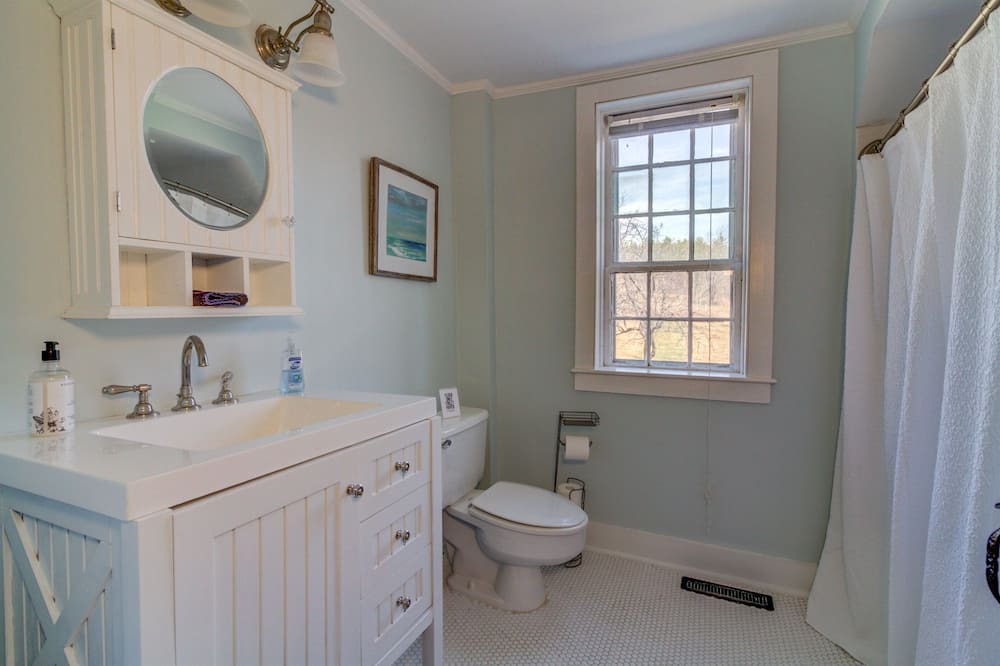 Photo of Bathroom in Chester