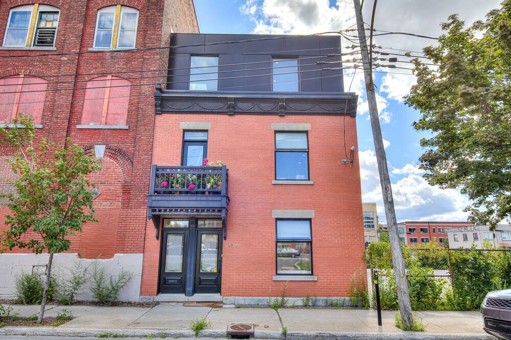 Photo of Outdoor in Mile End