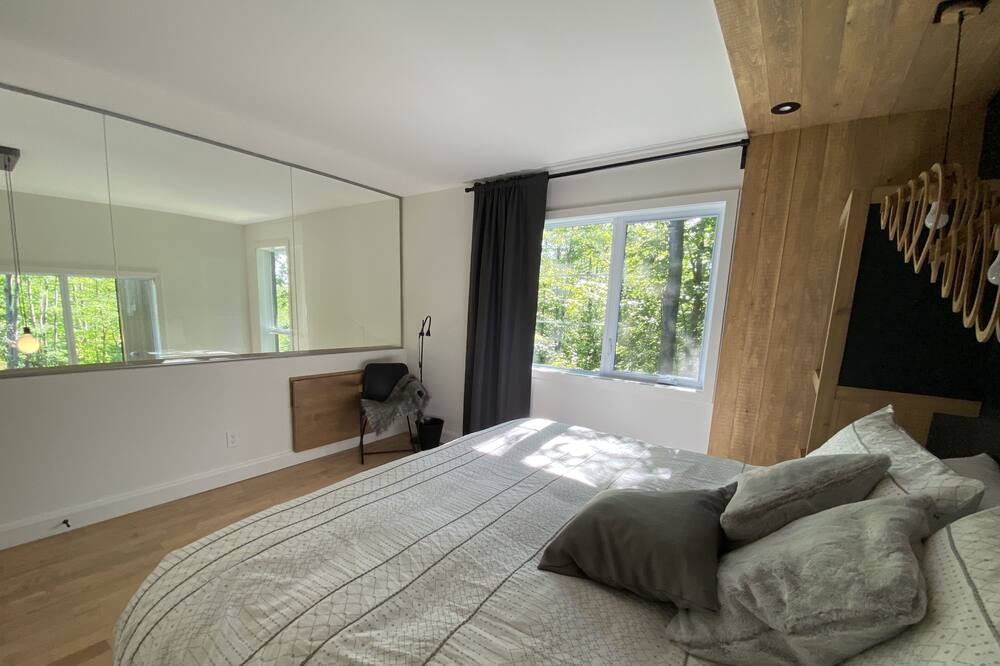 Photo of Bedroom in Eastman
