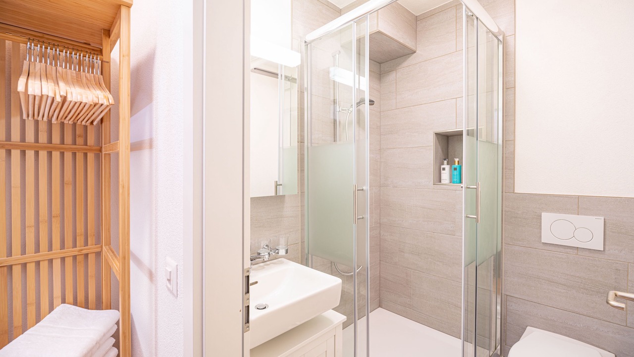 Photo of Bathroom in Hard
