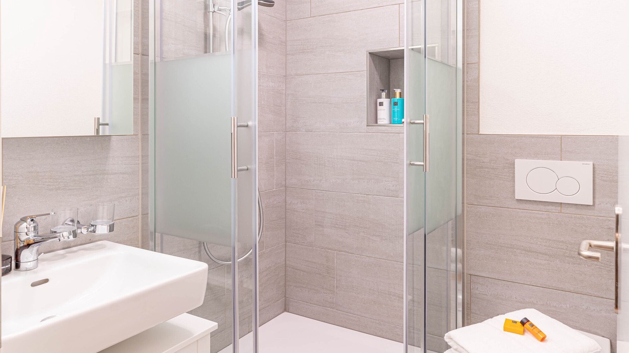 Photo of Bathroom in Hard