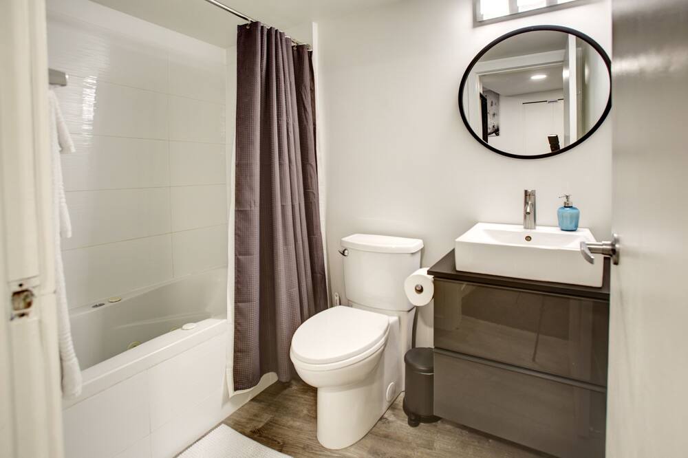 Photo of Bathroom in Nordic Estates