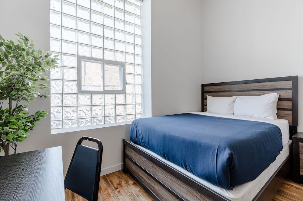 Photo of Bedroom in Wicker Park