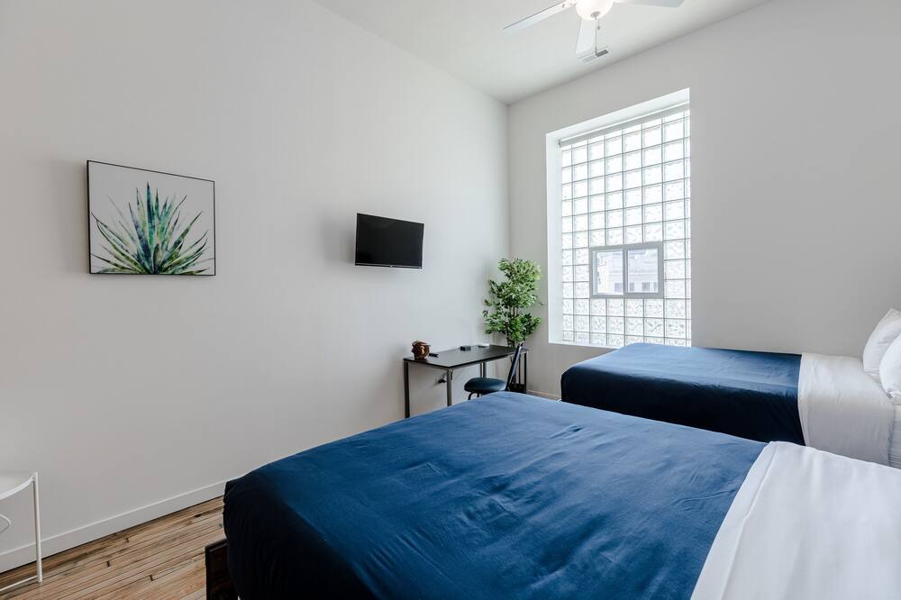 Photo of Bedroom in Wicker Park