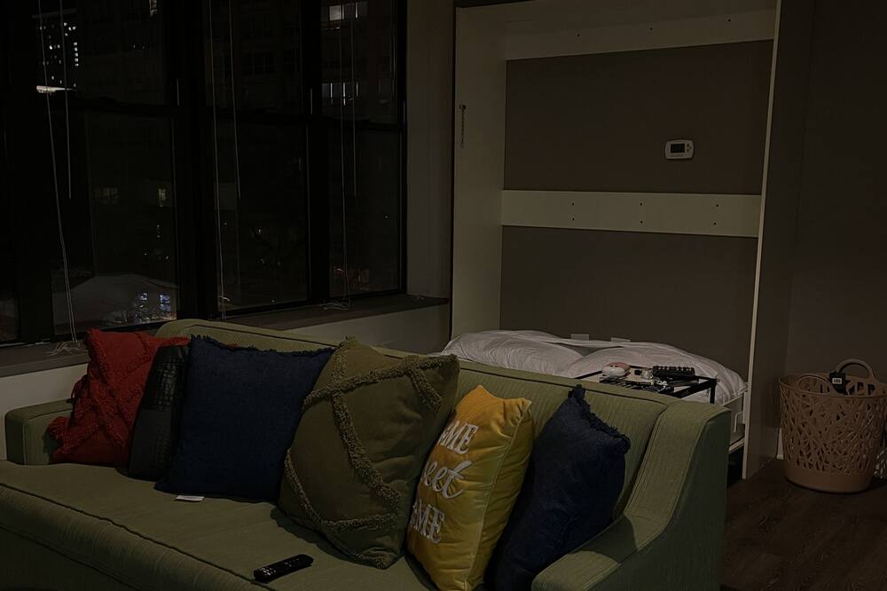 Photo of Livingroom in Near South Side