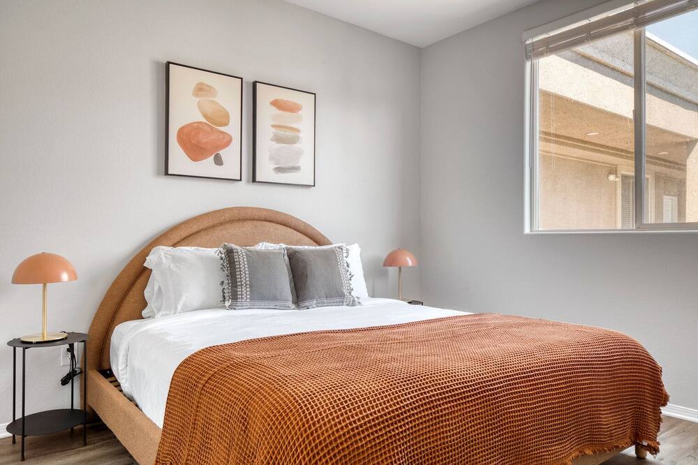 Photo of Bedroom in Mar Vista