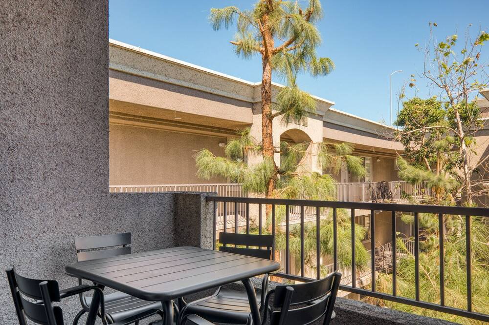 Photo of Patio Balcony in Mar Vista