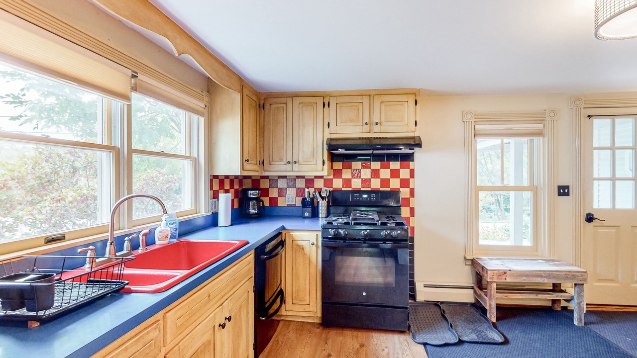 Photo of Kitchen in South Londonderry