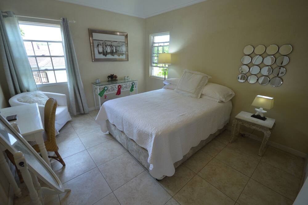 Photo of Bedroom in Christie