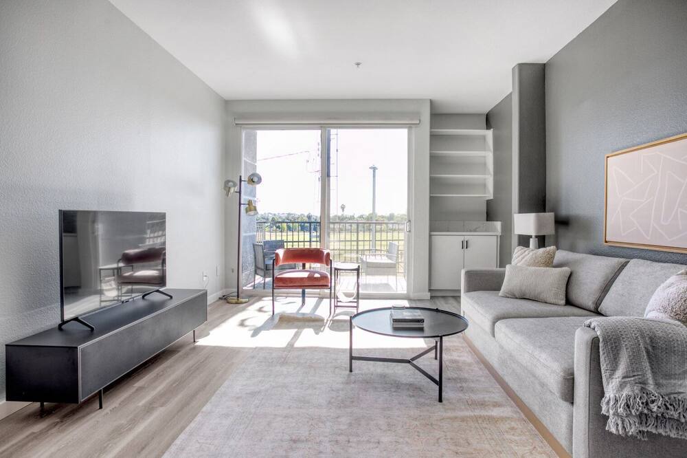 Photo of Livingroom in Mar Vista