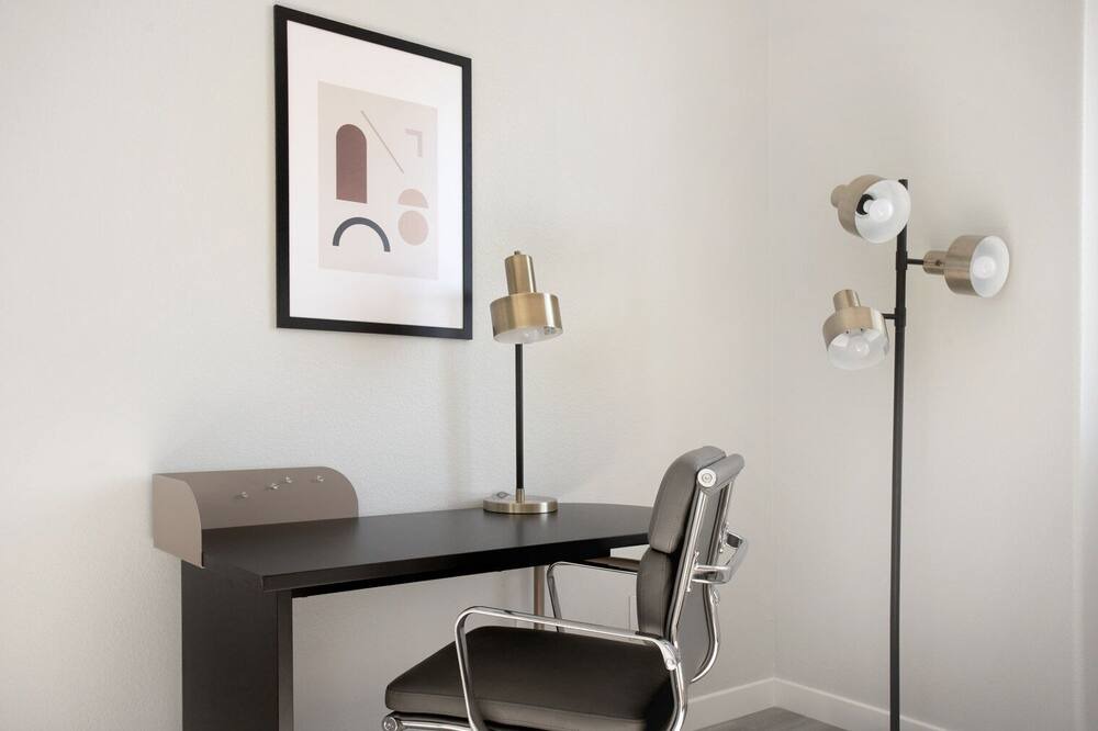 Photo of Bedroom in Mar Vista
