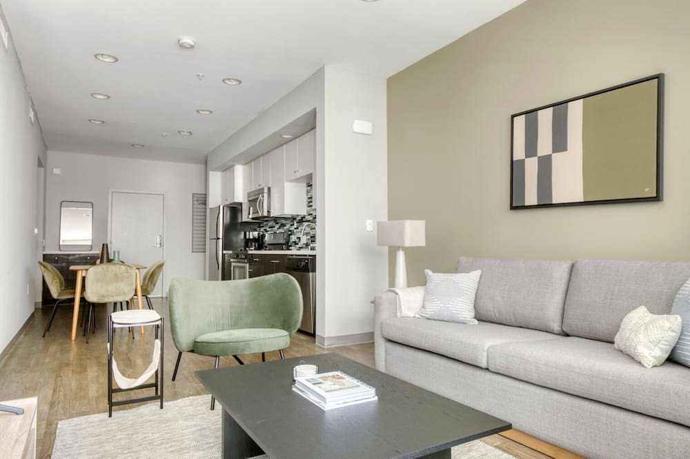 Photo of Livingroom in Little Tokyo
