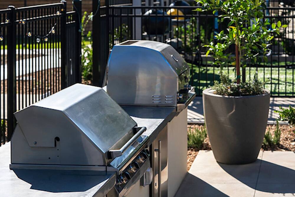 Photo of Outdoor in Sharon Heights
