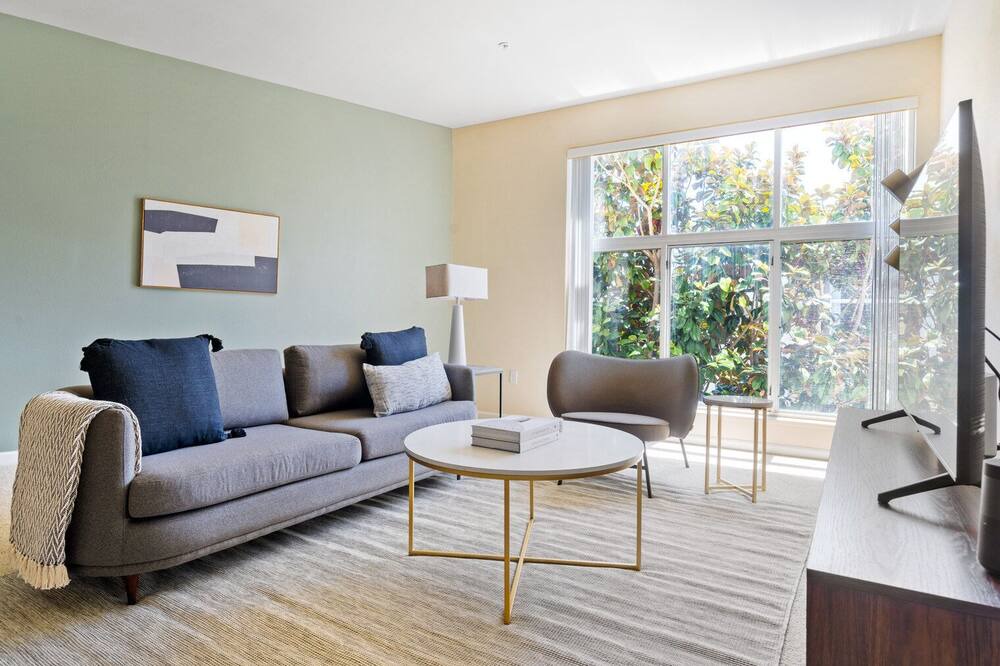 Photo of Livingroom in South San Francisco