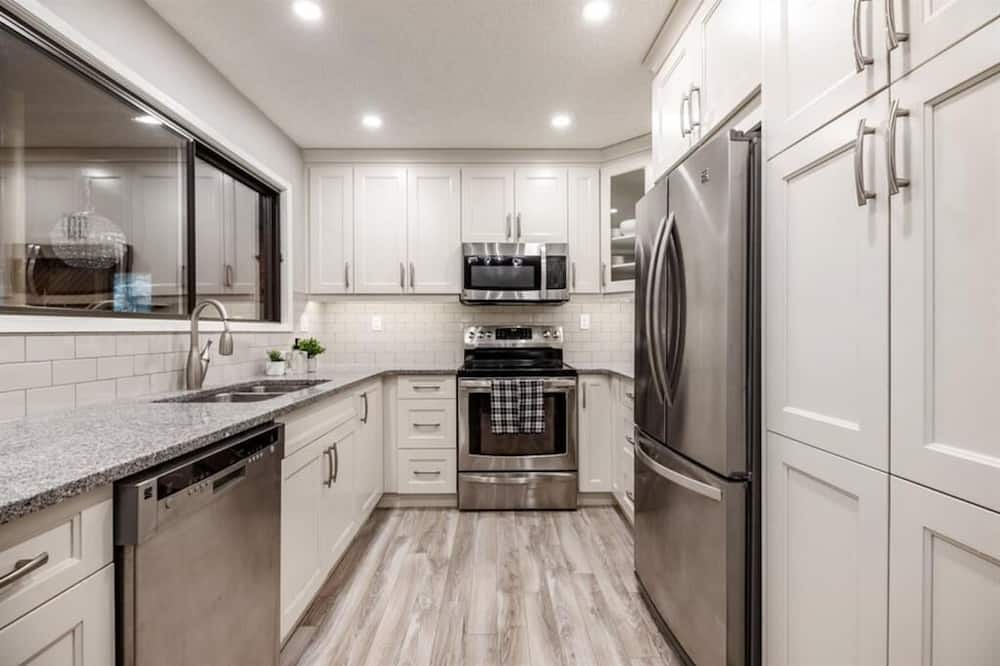Photo of Kitchen in Southwest Calgary