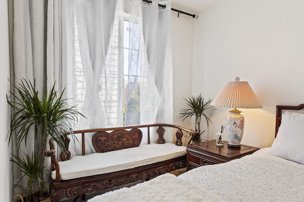 Photo of Bedroom in Inner Richmond