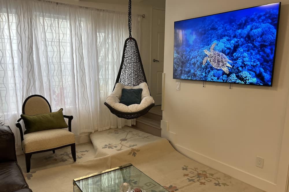 Photo of Livingroom in Inner Richmond