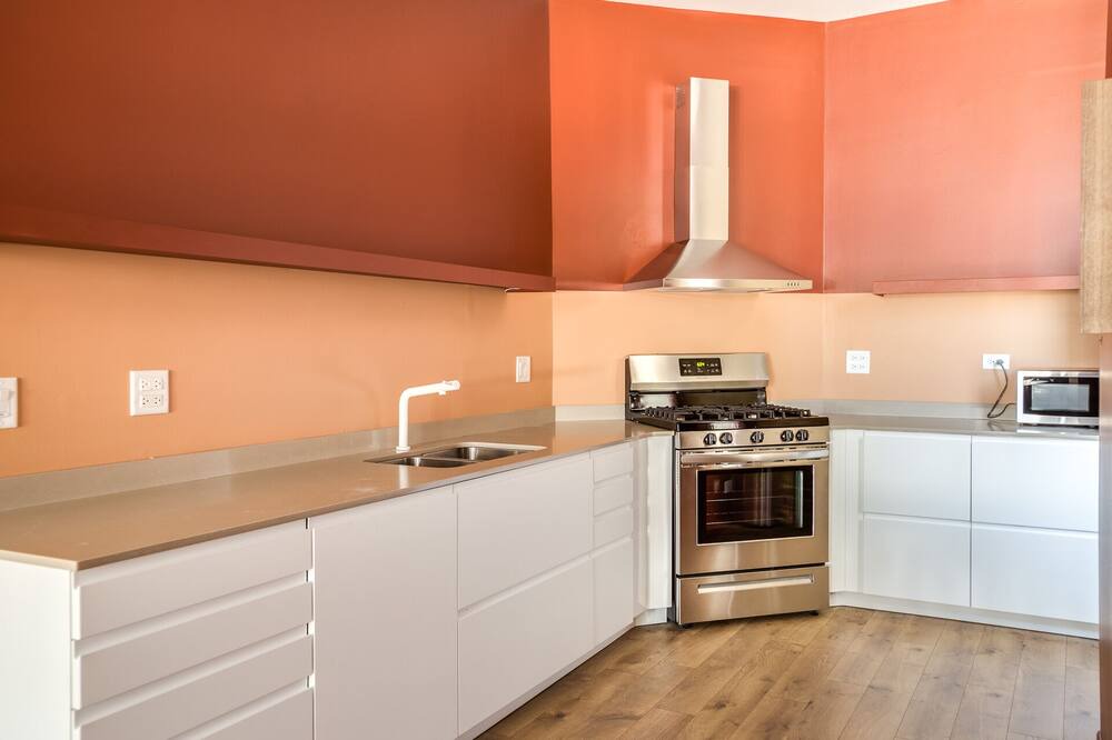 Photo of Kitchen in River North