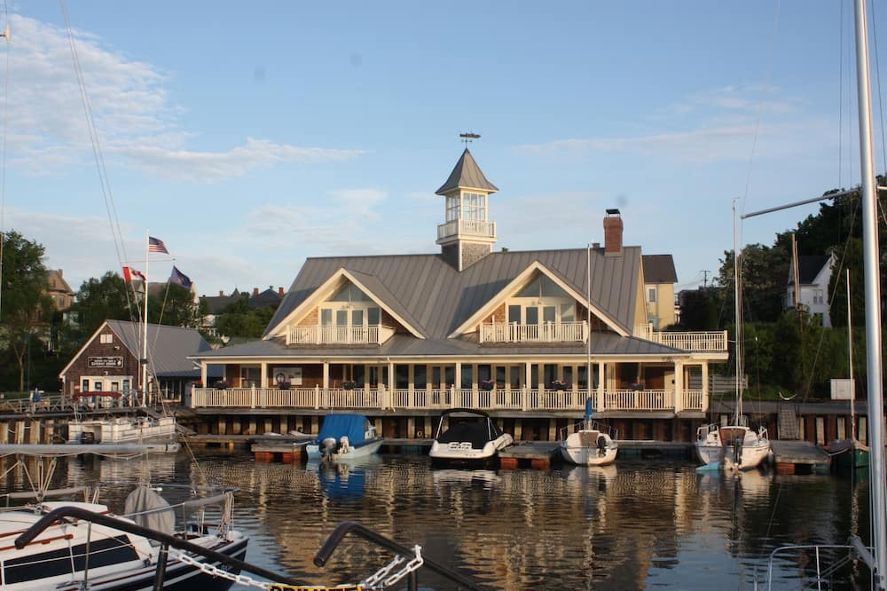 Photo of Outdoor in Newport